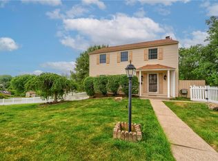 219 Woodhaven Dr, Bridgeville, PA
