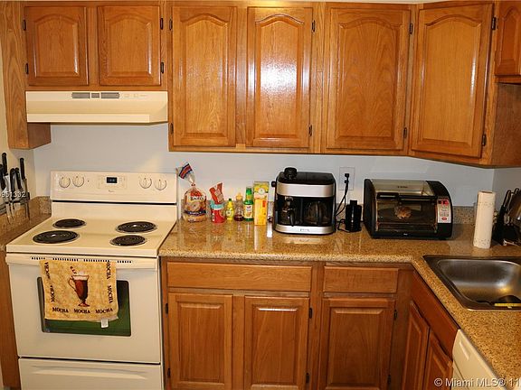 2nd image of 7915 Camino Real APT 304
