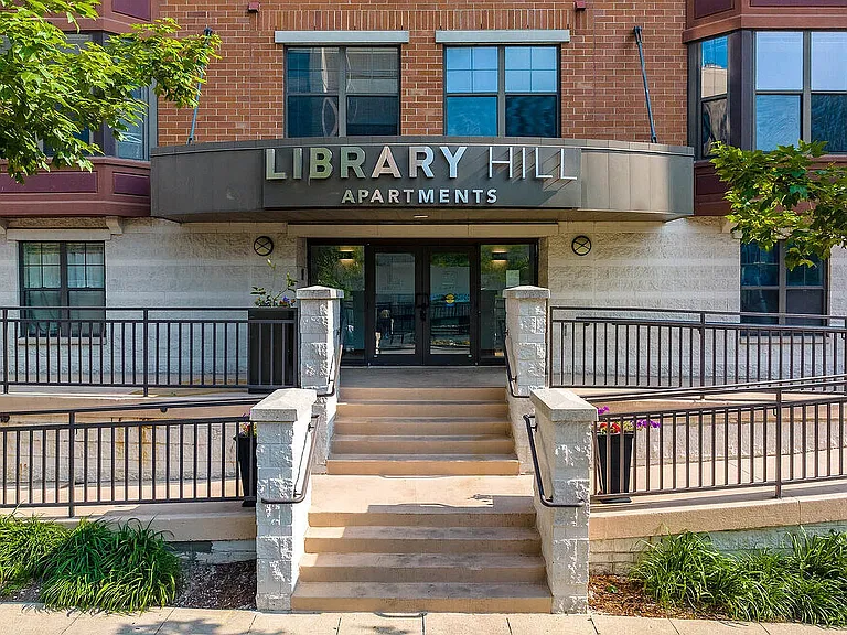 Library Hill Apartments — Photo 43