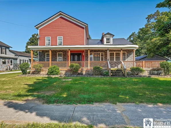 152 Main St, Randolph, NY 14772