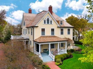 217 Dempster St, Evanston, IL 60201