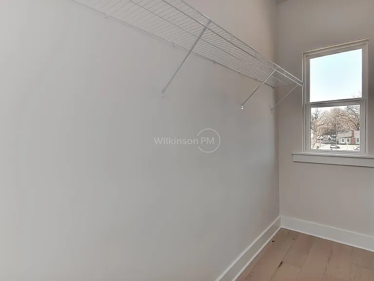 2204 Northend Dr — Photo 16
