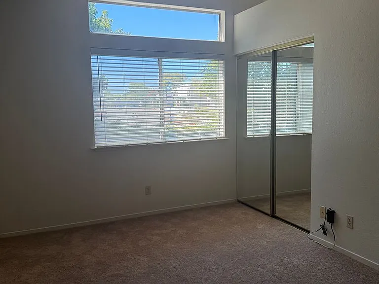8317 Bramble Bush Cir — Photo 28