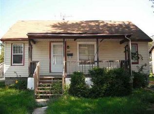 690 Melrose St, Pontiac, MI 48340