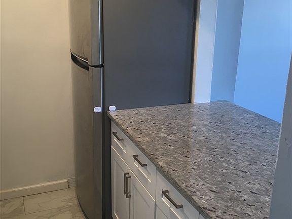 3rd image of 43 Van Wagenen Ave APT 3C