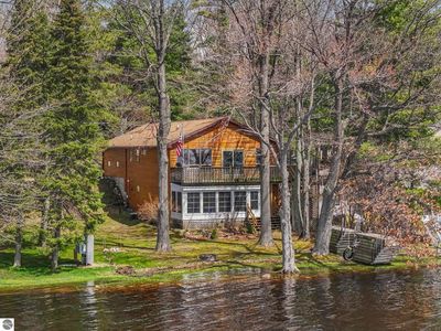 2301 E Lake Mitchell Dr, Cadillac, MI, 49601
