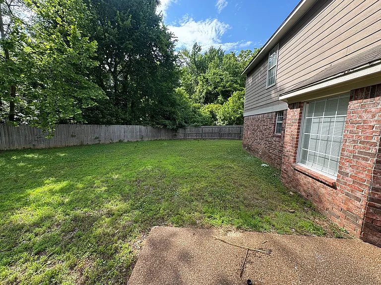12607 Hunters Forest Cv — Photo 22