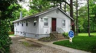 1st image of 217 Cheriton St