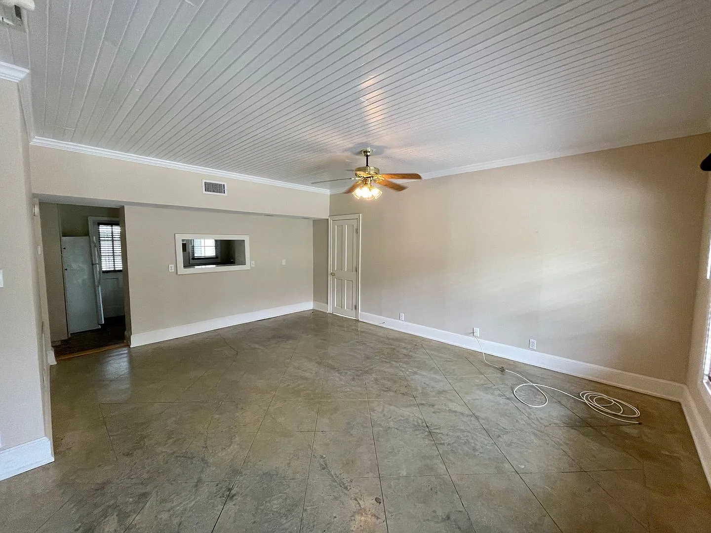 Lovely Carriage Home In The Heart Of Midtown — Photo 3