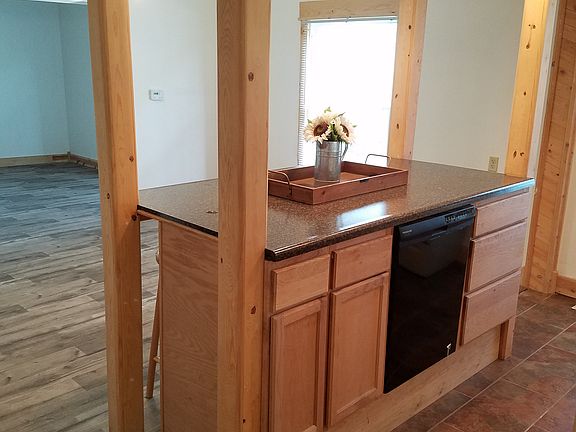 2nd image of 219 S 18th St