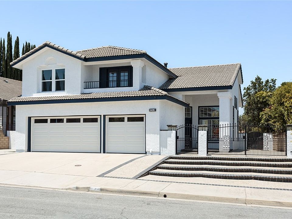 1st image of 2426 Canyon Terrace Dr