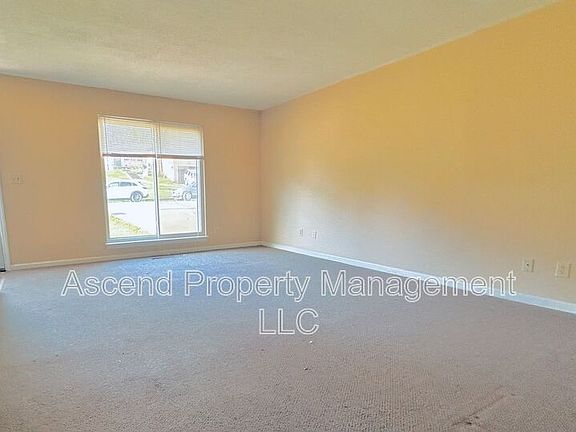 3rd image of 1239 Helena Dr #A