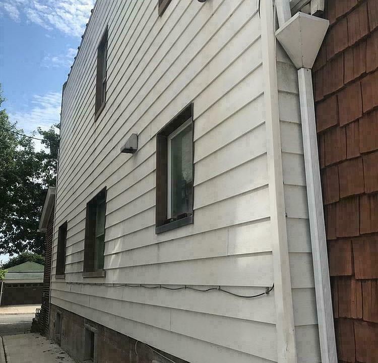 2nd image of 7712 11th Ave