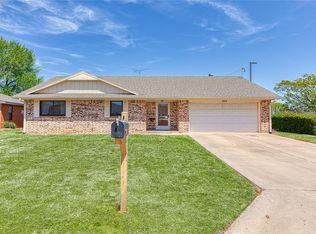 403 Kimberly Dr, Elk City, OK 73644