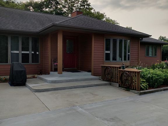 5th image of 40260 N Glendale Ave