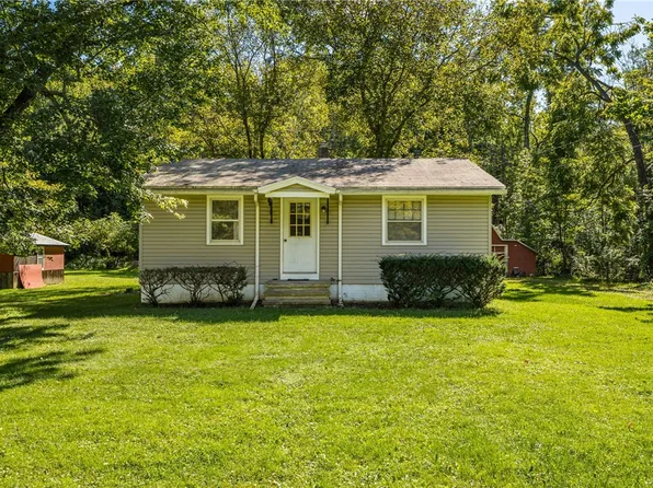 184 Berg Rd, Ontario, NY 14519