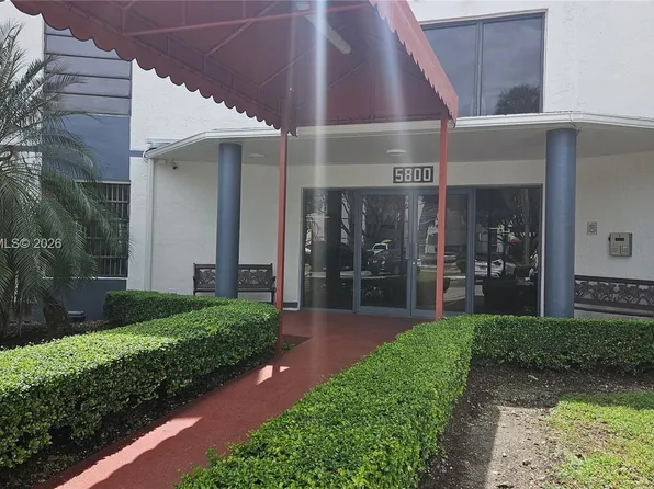 5800 SW 127th Ave APT 2109, Miami, FL 33183