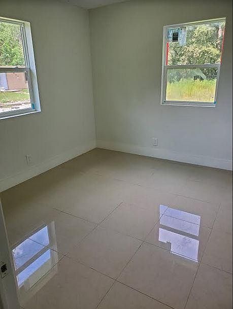 Ample sized bedroom.