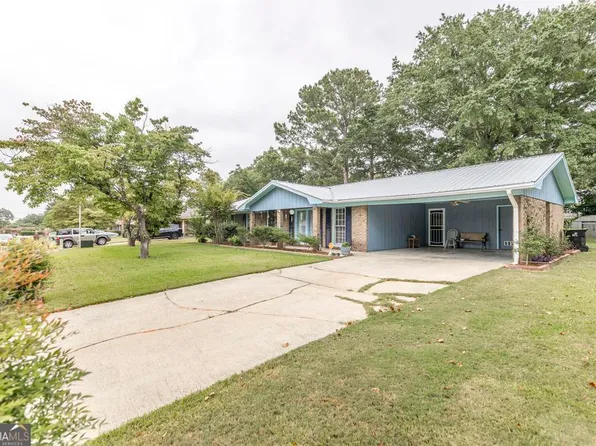 210 Gawin Dr, Warner Robins, GA 31093