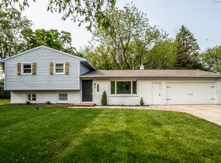 4608 Green Acres Dr, Kalamazoo, MI 49009