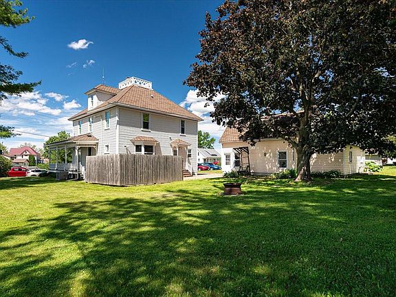 2nd image of 103 Coon Prairie AVENUE