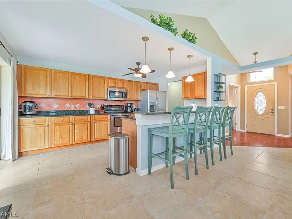 15118 Cloverdale Dr, Fort Myers, FL 33919