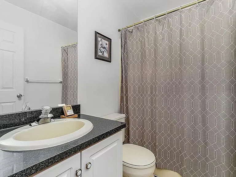 111 Lisa Ln — Photo 9