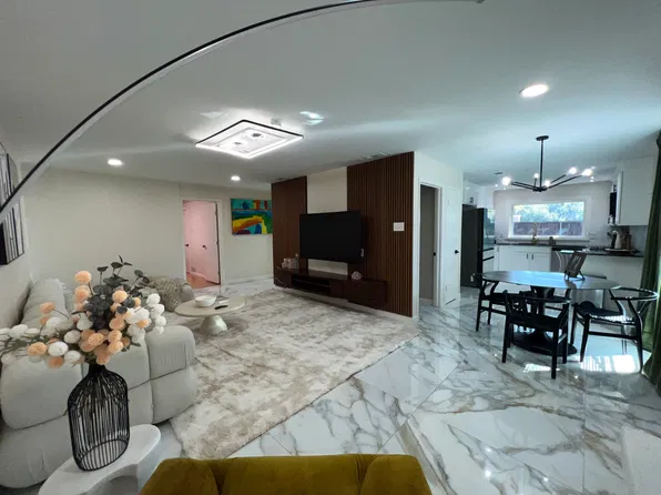 9003 Villa Park Cir, Dallas, TX 75225
