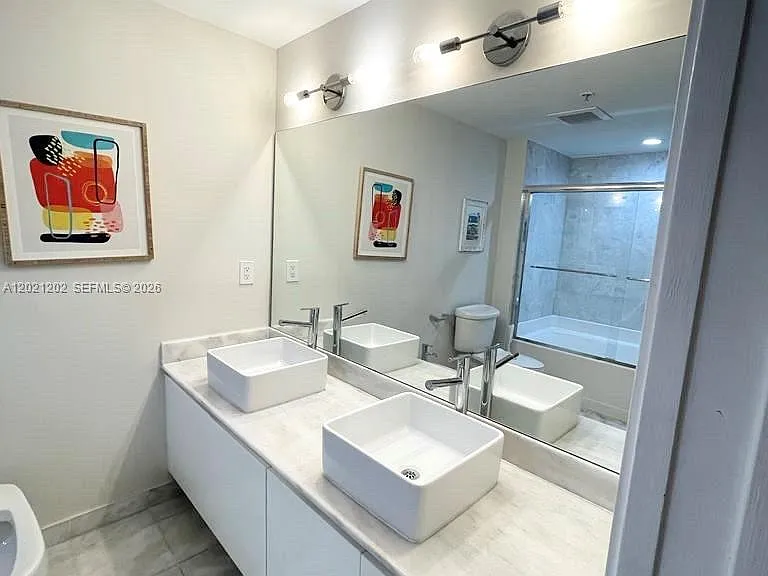601 NE 36th St #1805 — Photo 15