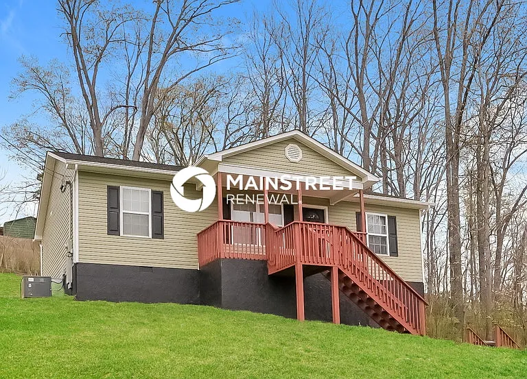 5217 Oakhill Dr — Photo 2