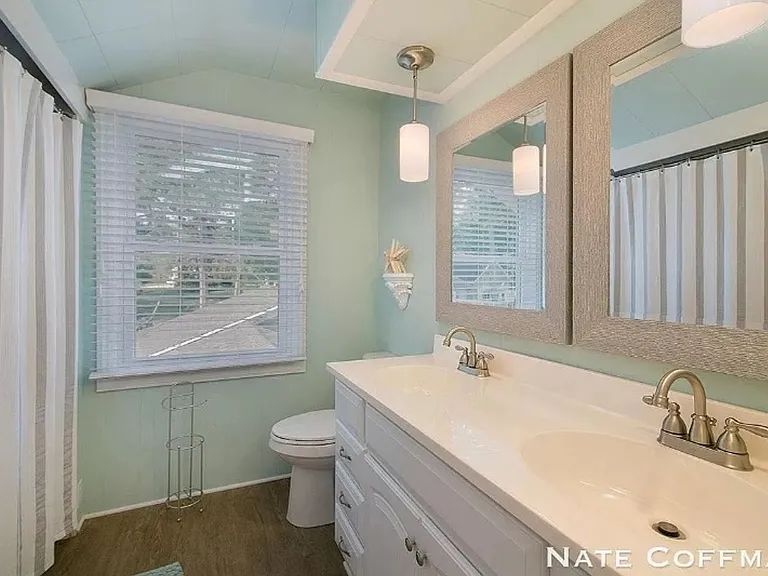 6894 Farrell Dr NE — Photo 23