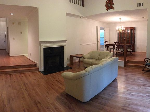 2nd image of 6242 Meadow Run Ct