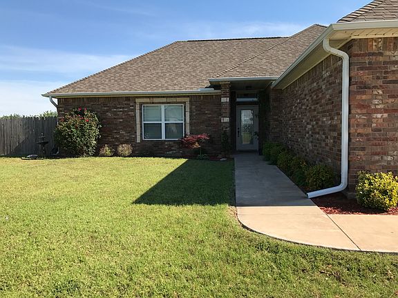 4th image of 1210 Apple Creek Dr