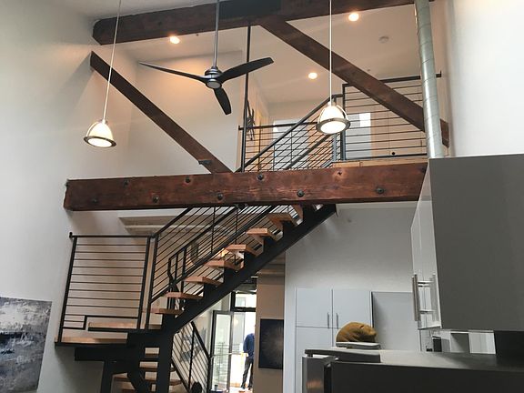2nd image of 669 24th St #27e6c9df7