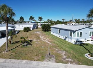11380 Azalea Ln, Fort Myers Beach, FL 33931