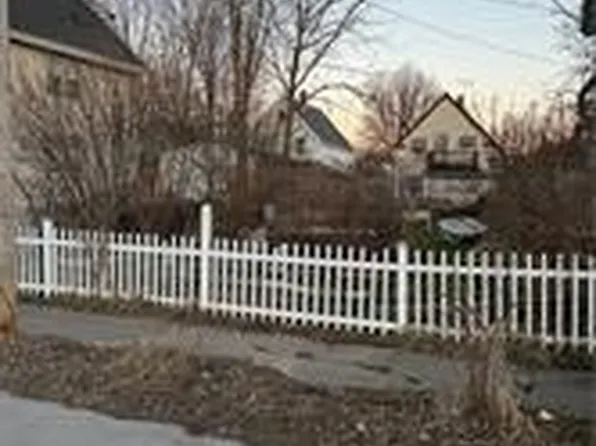 3431 W 62nd St, Cleveland, OH 44102