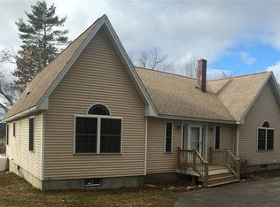 17 Baxters Landing Rd, Naples, ME 04055
