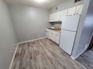 716 Randolph St APT 7, Waterloo, IA 50702