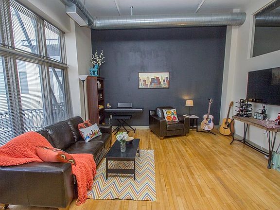 5th image of 1951 W 26th St APT 405