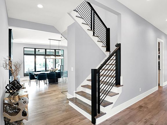 5th image of 13417 Cambridge Cove Way