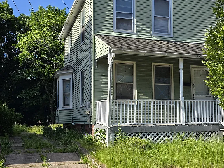 90 Pond St #90 — Photo 11