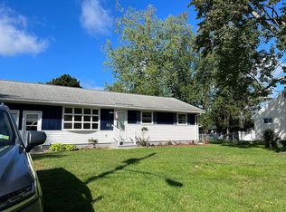 48 W Colleen Dr, Albany, NY 12205