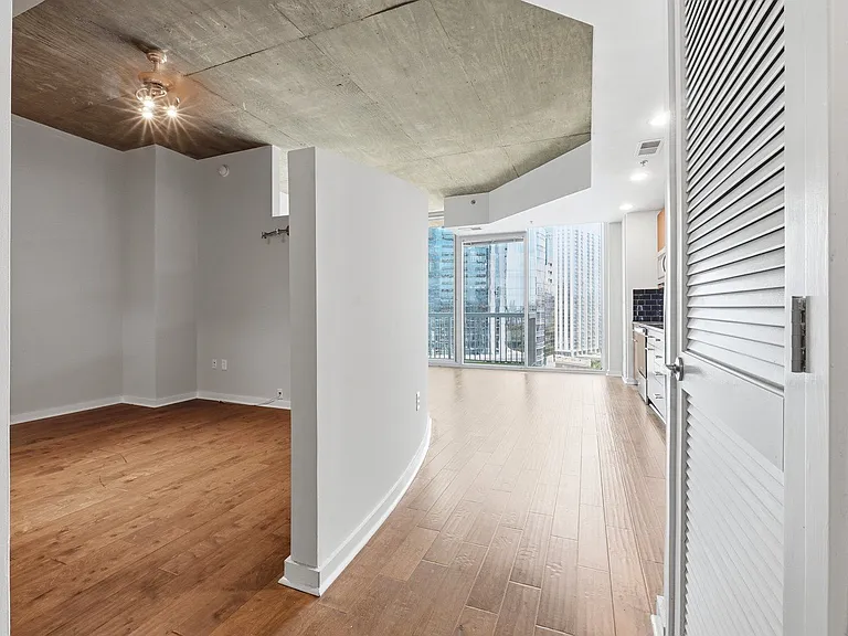 3324 Peachtree Rd NE #1403 — Photo 5