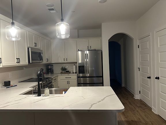 2nd image of 446 Bishop Blvd