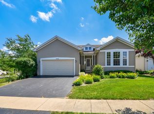 700 Ponds Ct, Oswego, IL 60543