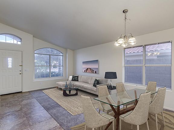 3rd image of 6865 E Lakeview Ave