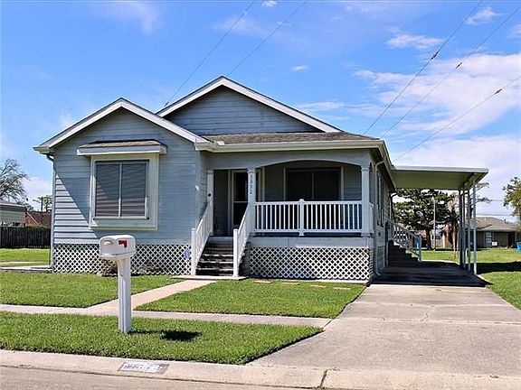 2nd image of 3832 Plaza Dr