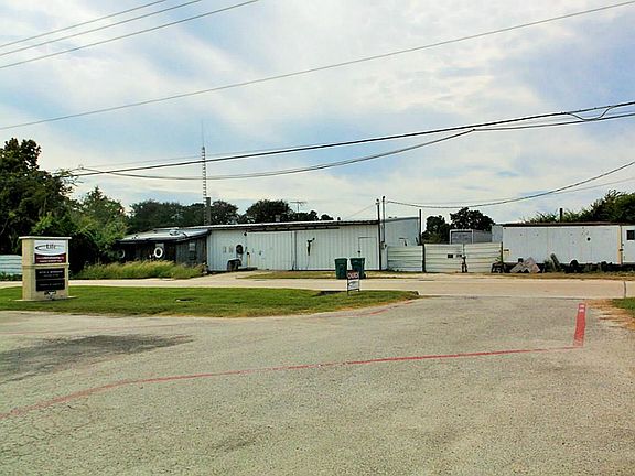 4th image of 2021 Anders Ln