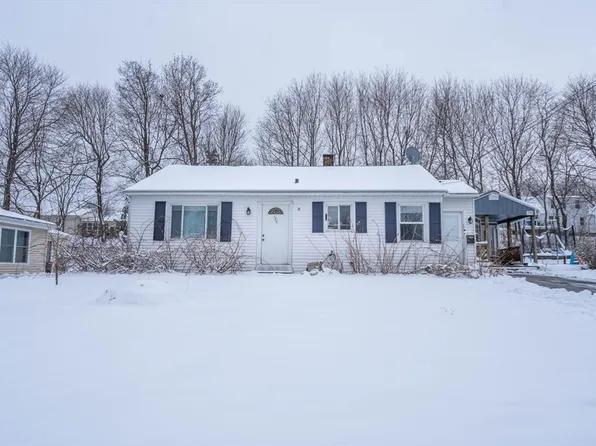 126 Saint Nicholas Ave, Worcester, MA 01606