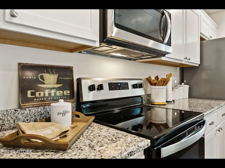 164 Jesse Baker Ln — Photo 32